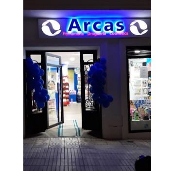 PERFUMERIAS Y DROGUERÍA ARCAS LA ZARZA