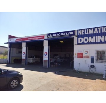 Total Rapid Oil Change Neumáticos Domingo