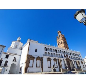 Parroquia Nuestra Señora de la Granada y Santiago Apostol