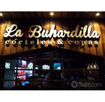 Pub La Buhardilla