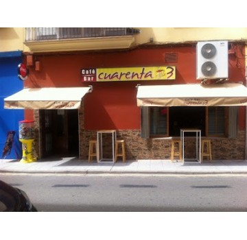 Café Bar Cuarenta y 3