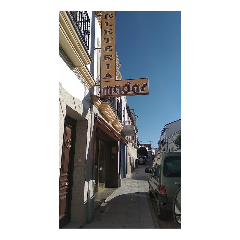 Peletería Macías SL