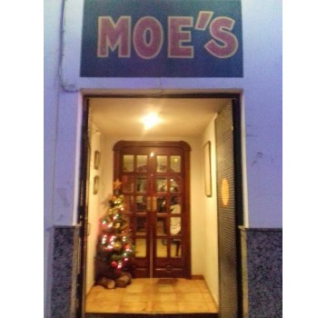 Bar De Moe