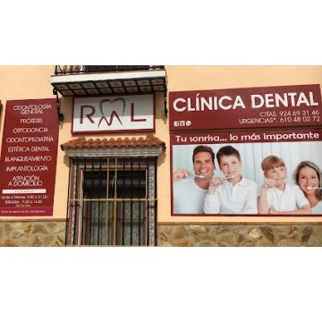 Clínica dental RML. Dra. Rocío Morán López.