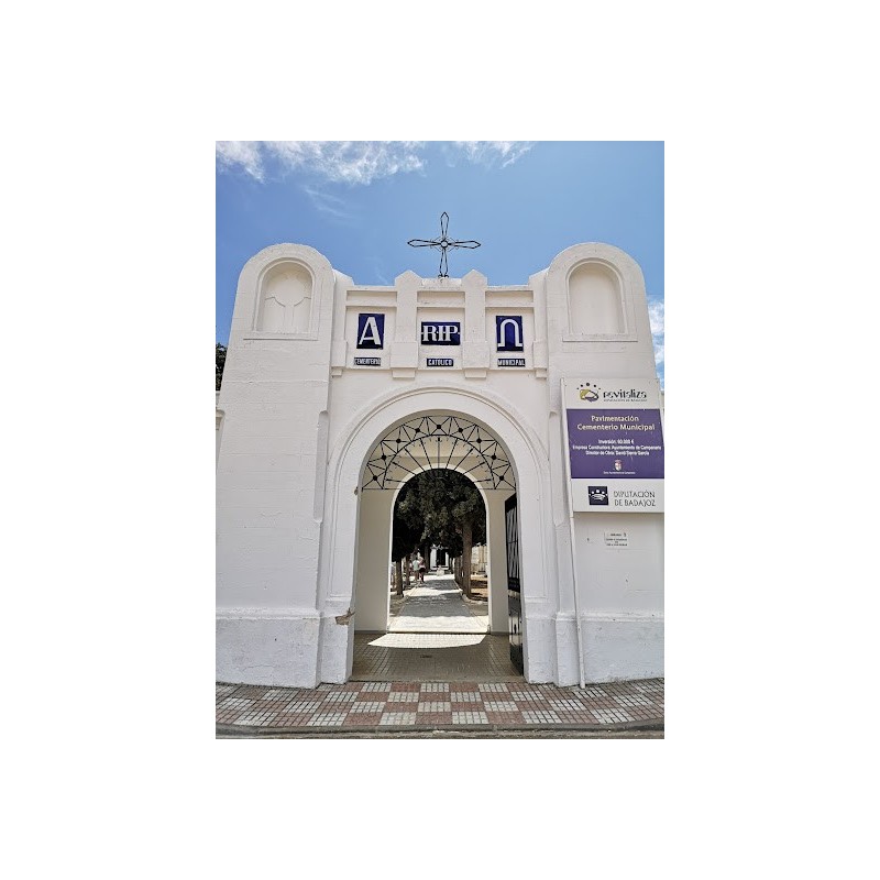 Cementerio Católico Municipal Campanario