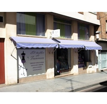 MERCERIA CLASES DE COSTURA ARREGLOS EN ALMENDRALEJO EL TALLER DE FRANCCESCA